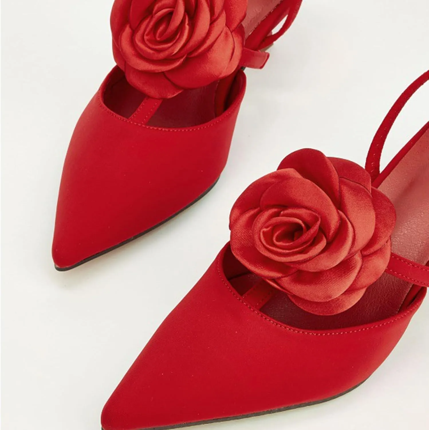 Women’s Pointed-Toe Slingback Sandals – Mid-Heel Dress Shoes with 3D Satin Flower – Elegant Party & Date Footwear (Sizes 6-11)